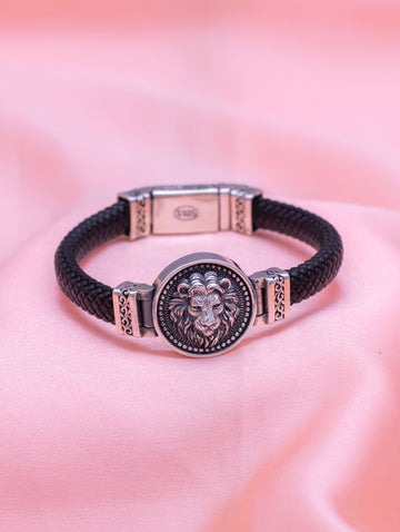 Rugged Silver Clasp Leather Bracelet