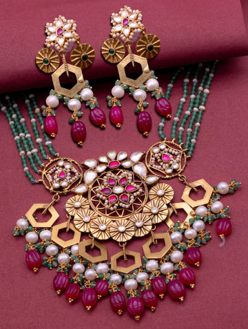 Kundan Necklace with Floral Pendant