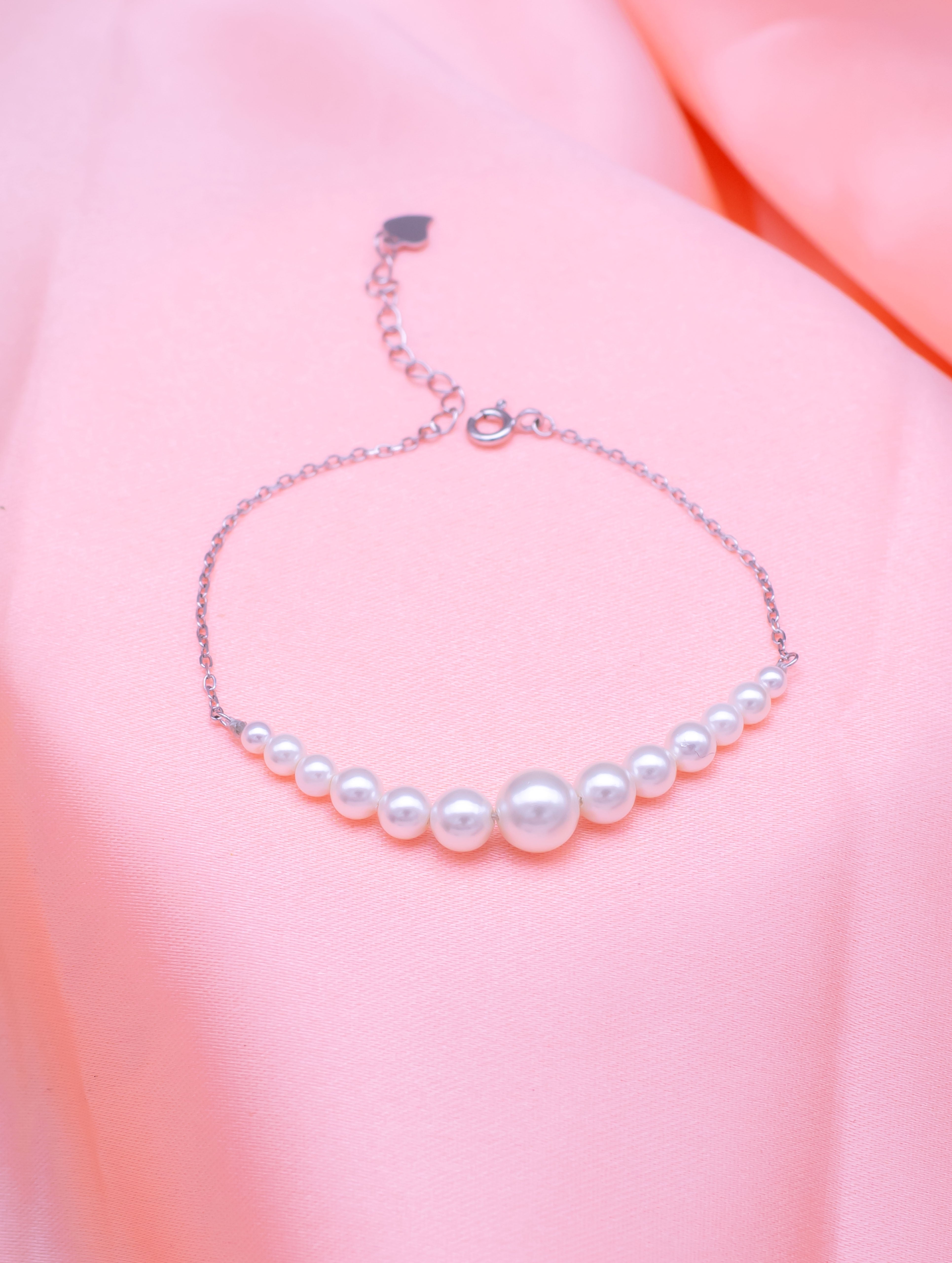 Elegant Pearl Adjustable Bracelet
