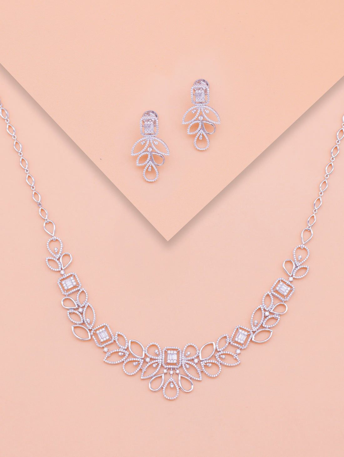 White Swarovski zircon teardrop and marquise necklace for women