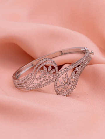 Sterling Silver Paisley-Inspired Openable Bracelet