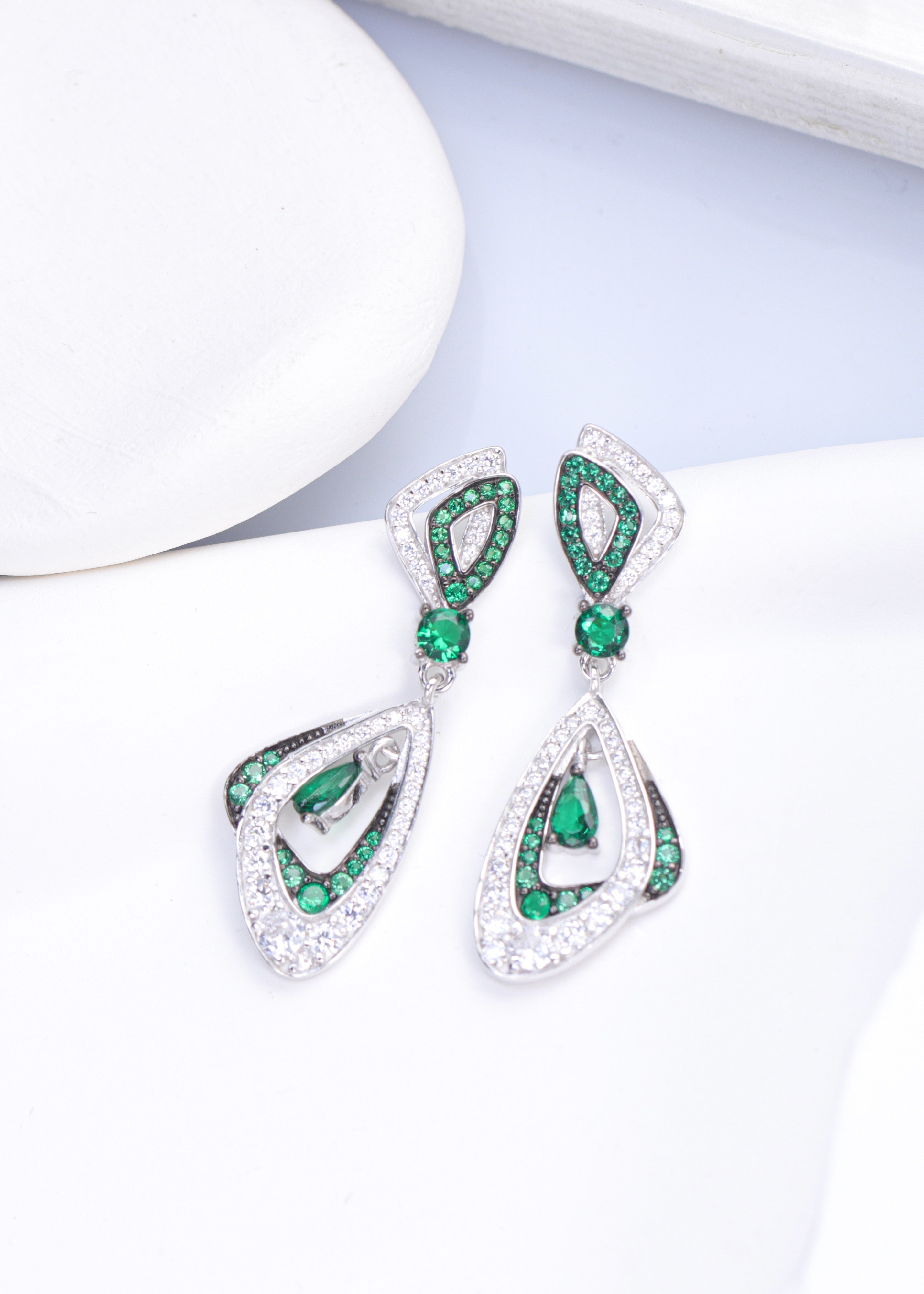 EARRING KSENG000323