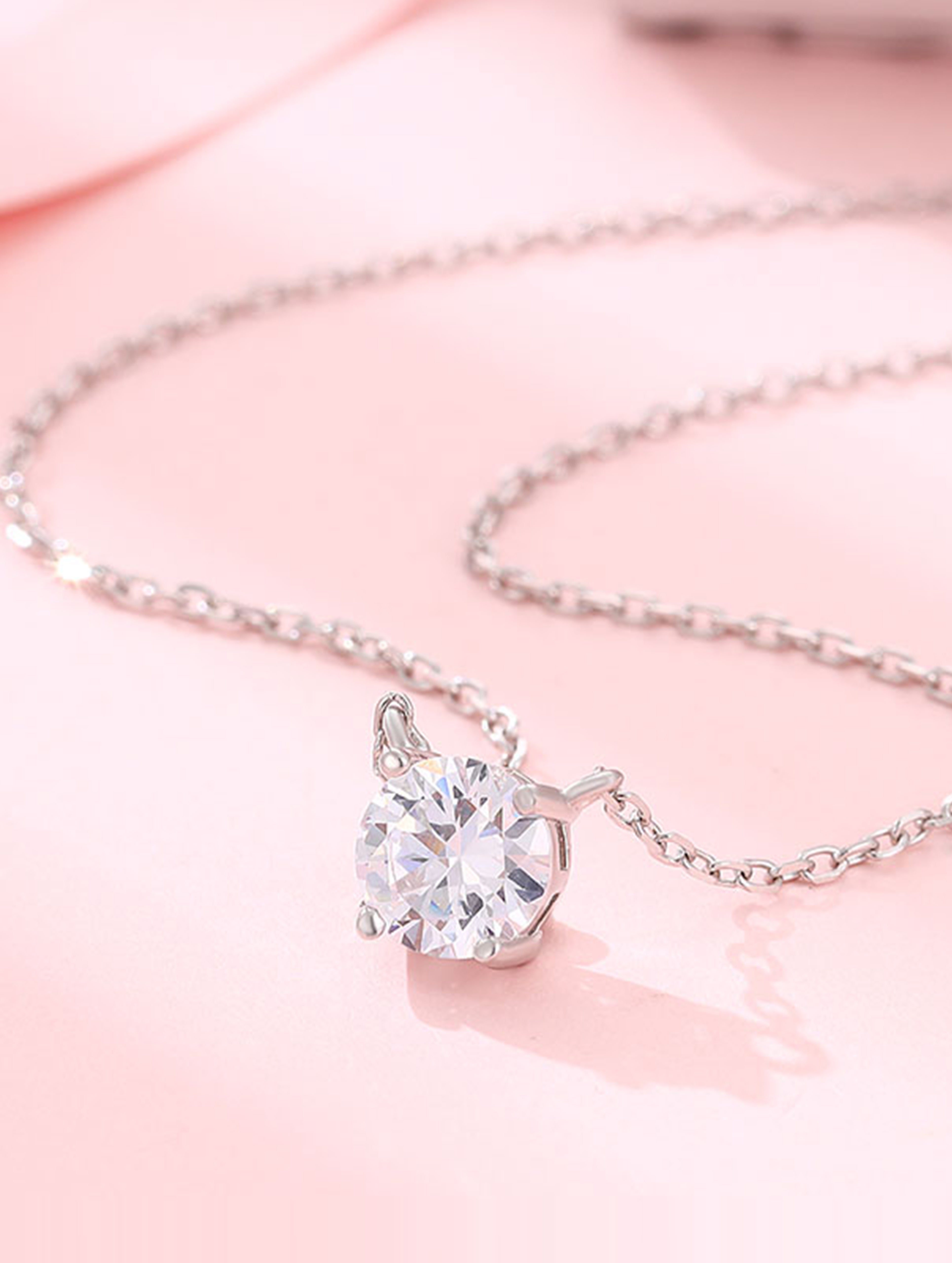Solitaire Silver Chain