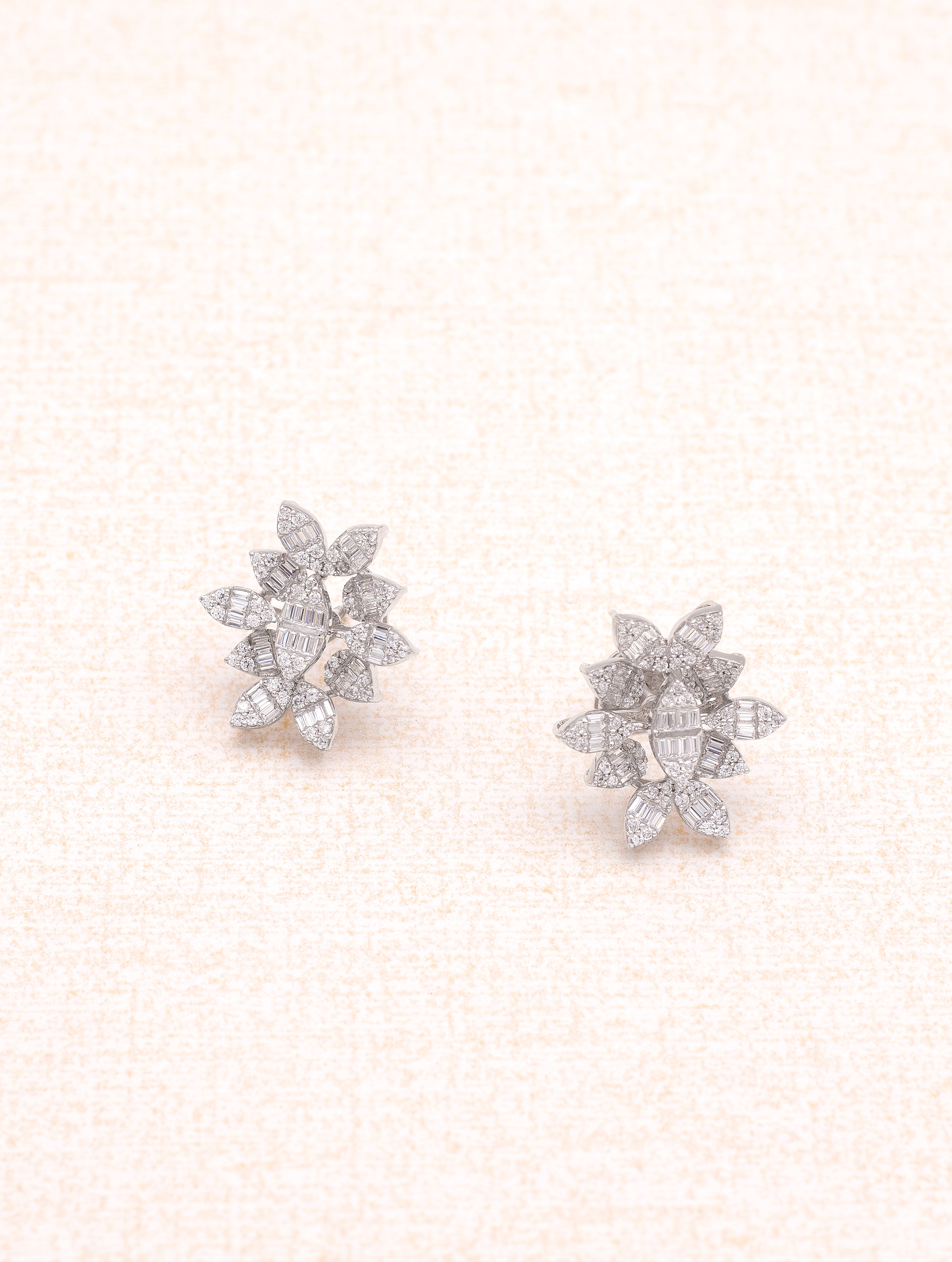Silver Leaf Shine 925 Silver White Swarovski Zircon Earrings