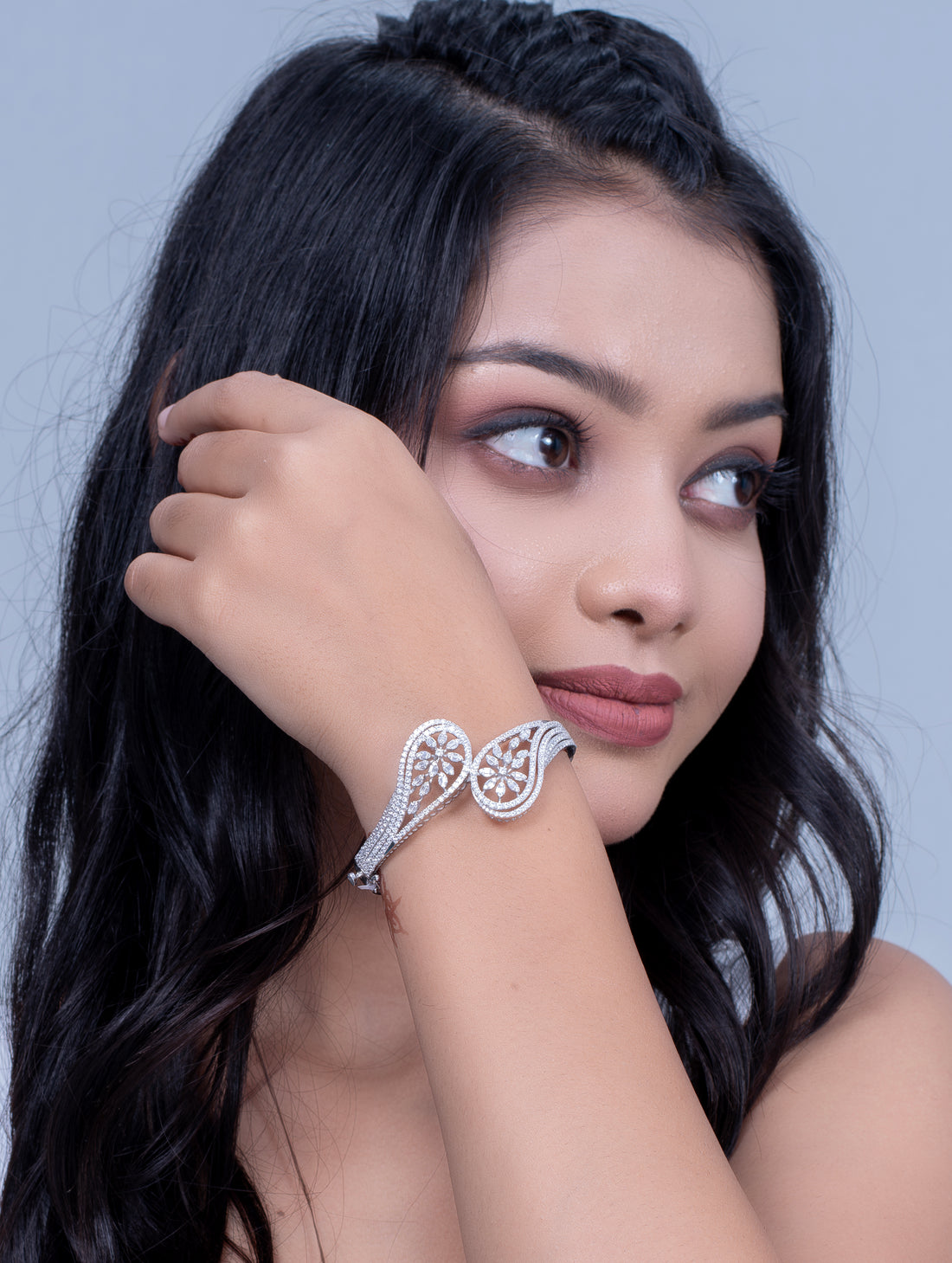 Sterling Silver Paisley-Inspired Openable Bracelet