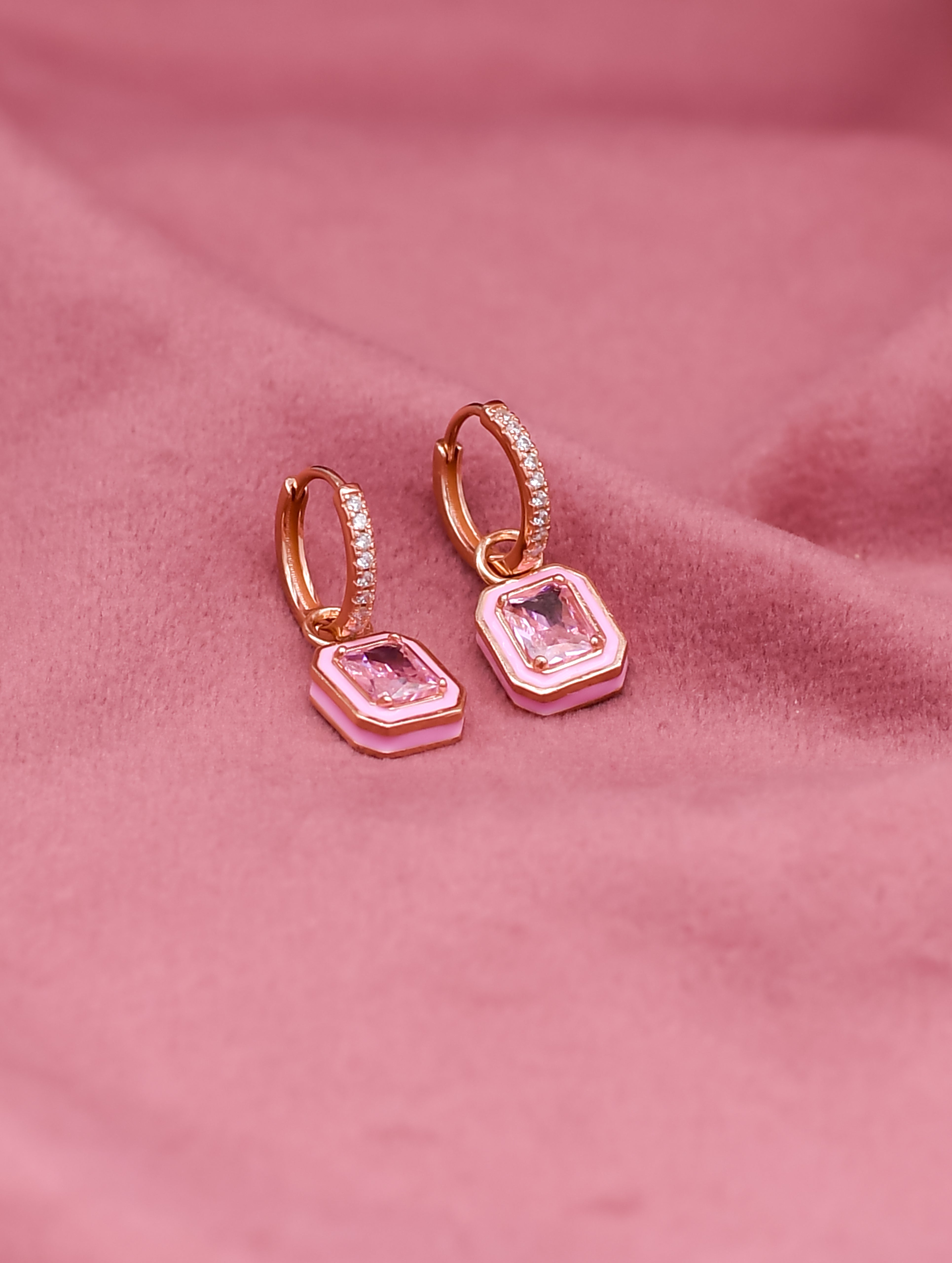 EARRING KSENG000334
