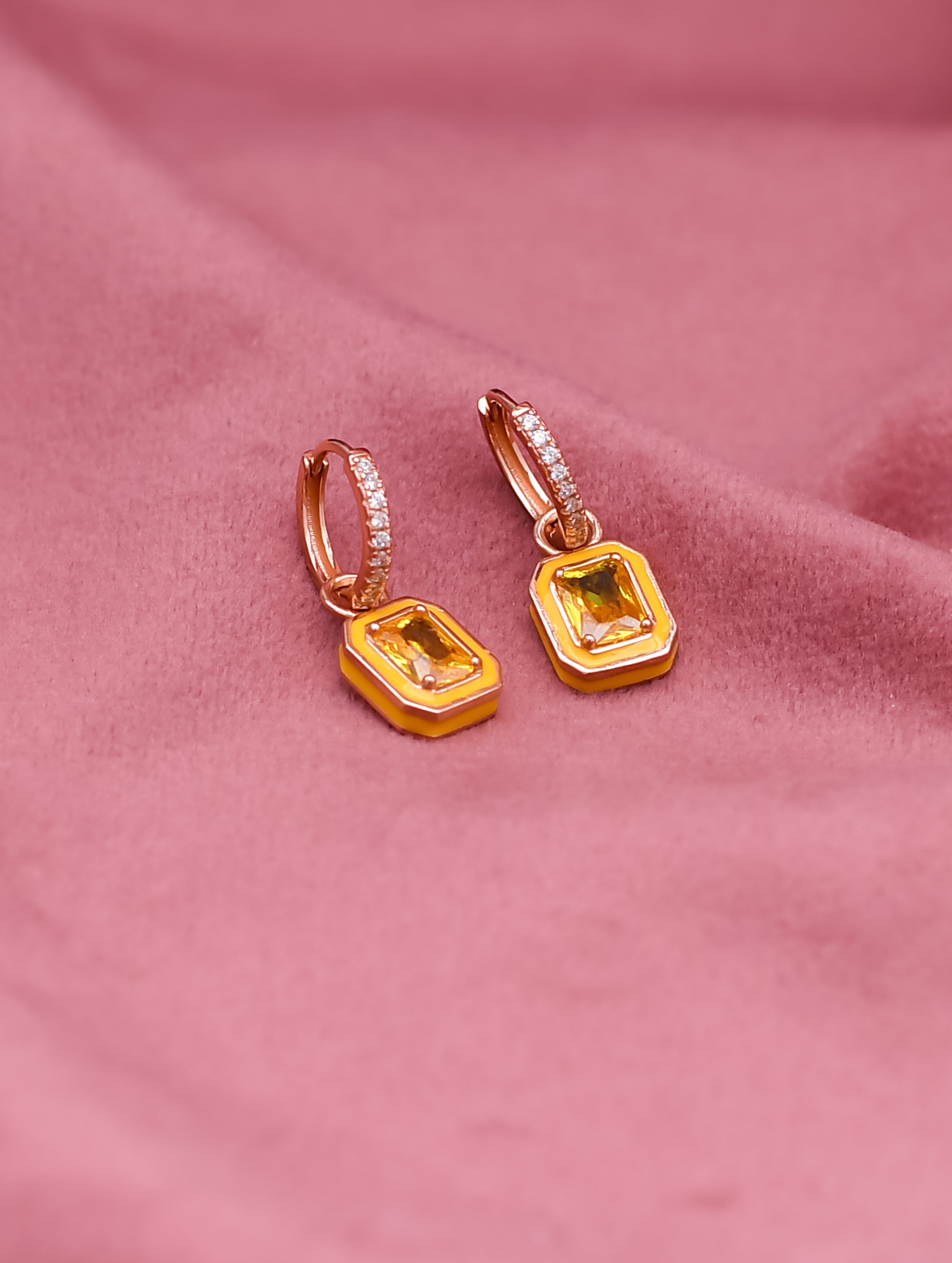 EARRING KSENG000334