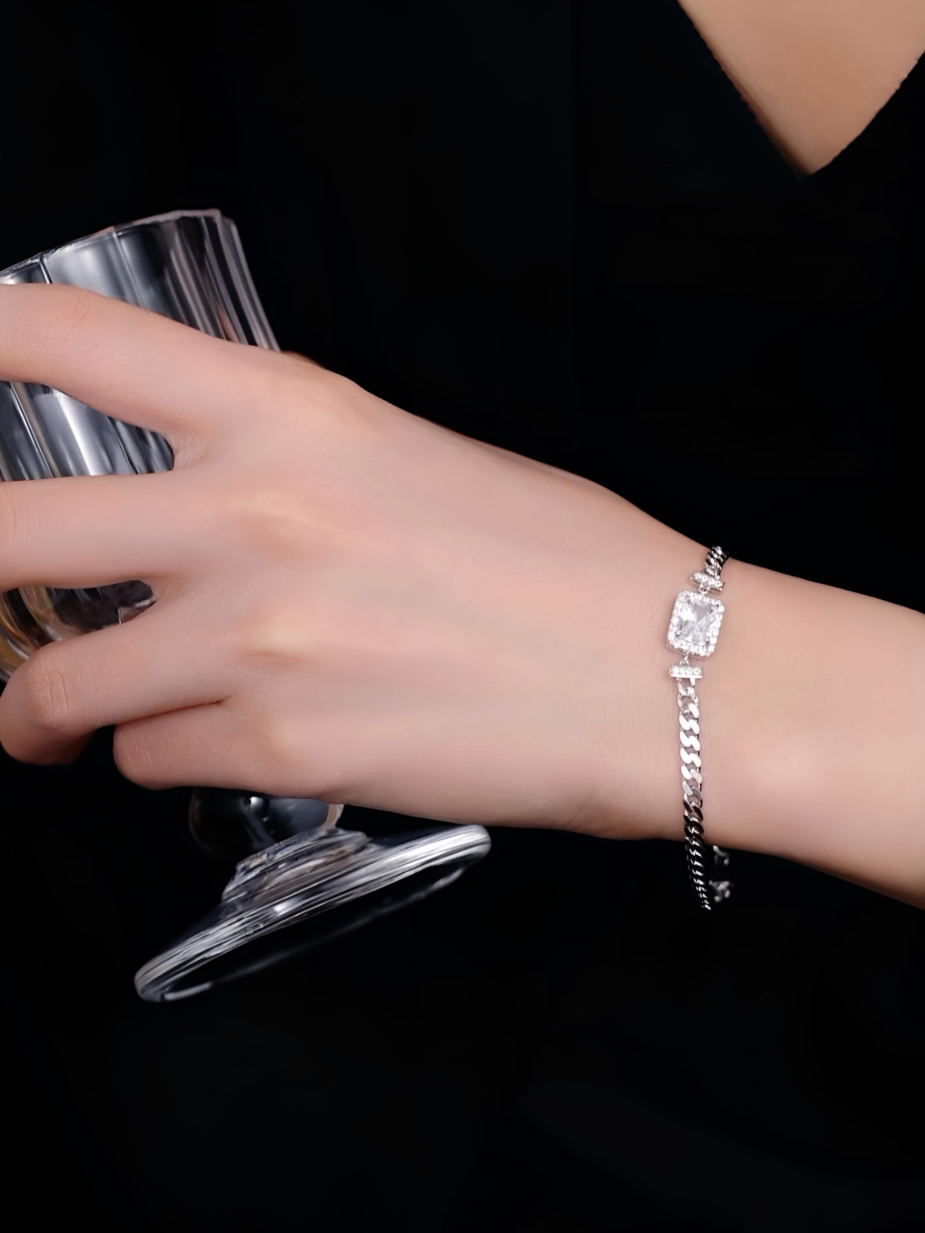 Timeless Silver Chain Bracelet with Swarovski White Zircon
