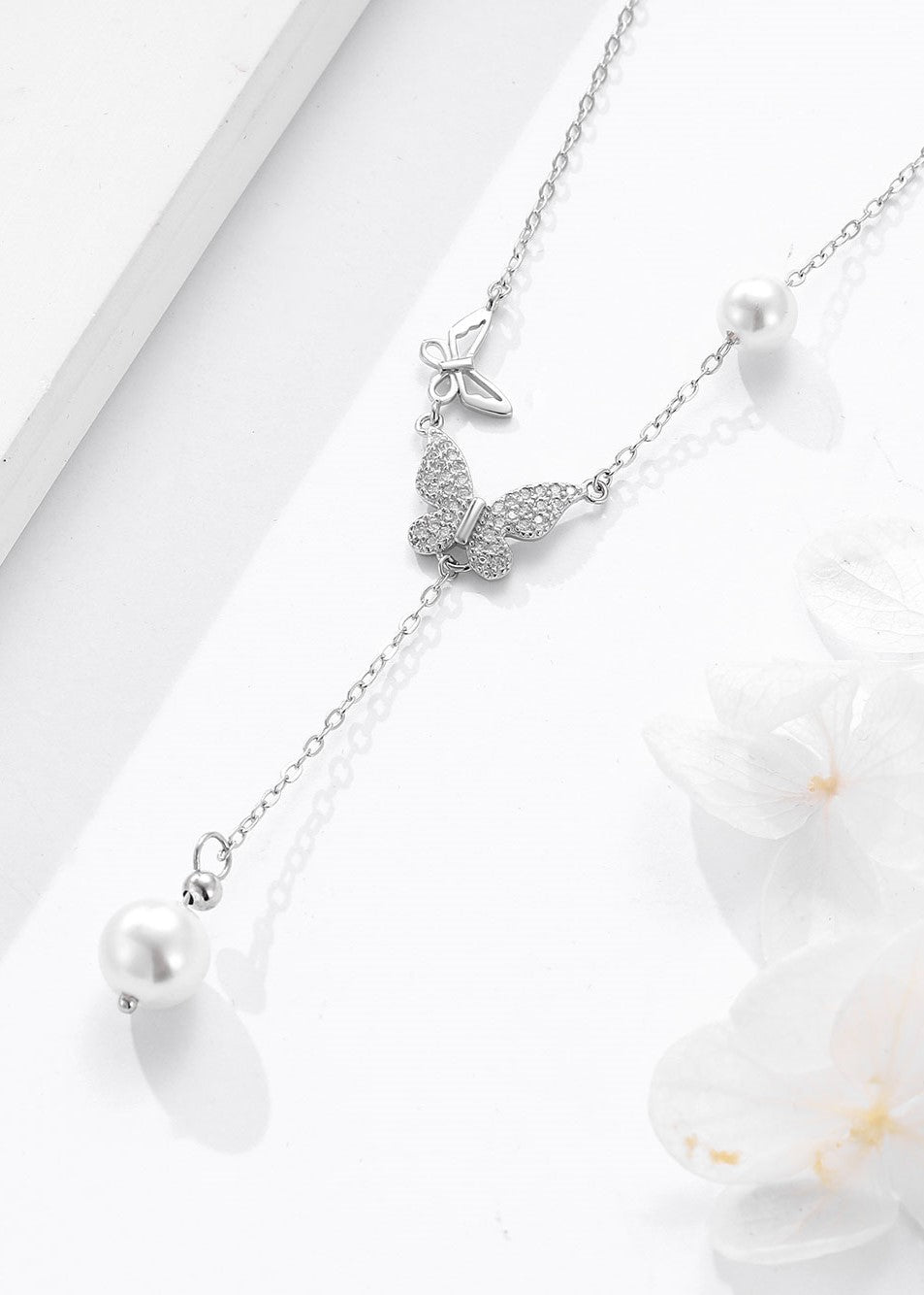 Butterfly Amore Chain of Elegance