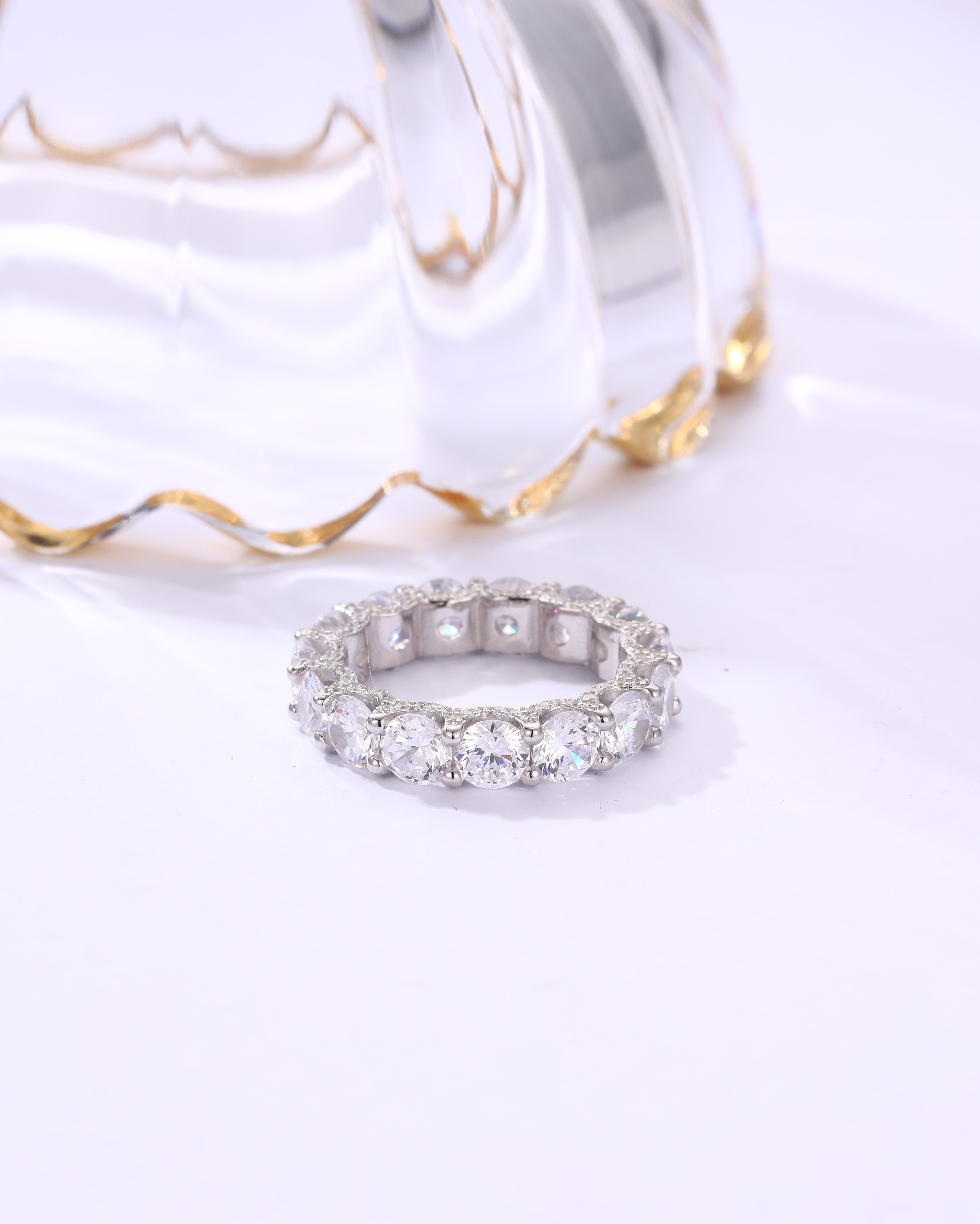 Radiant Glow Band