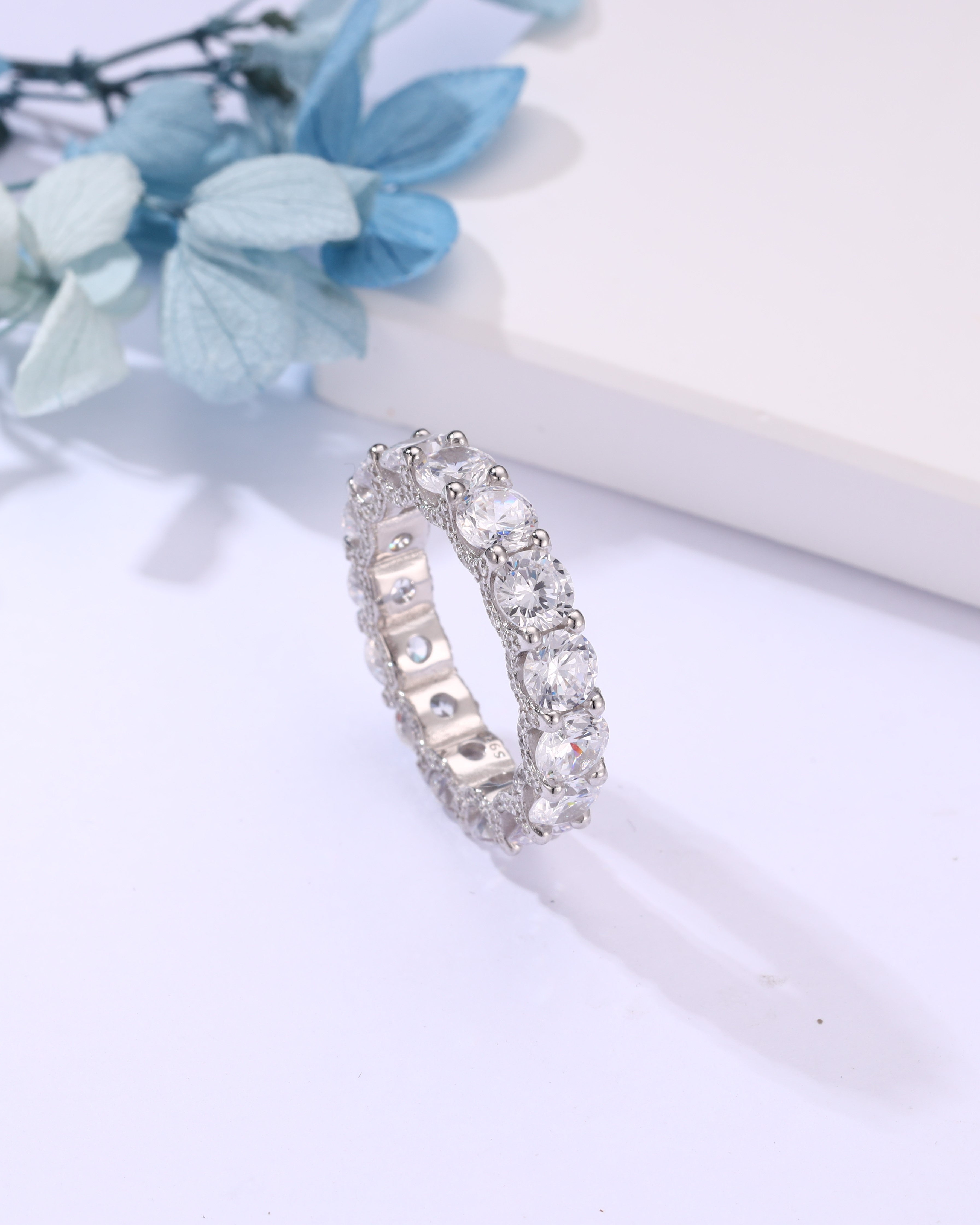 Radiant Glow Band