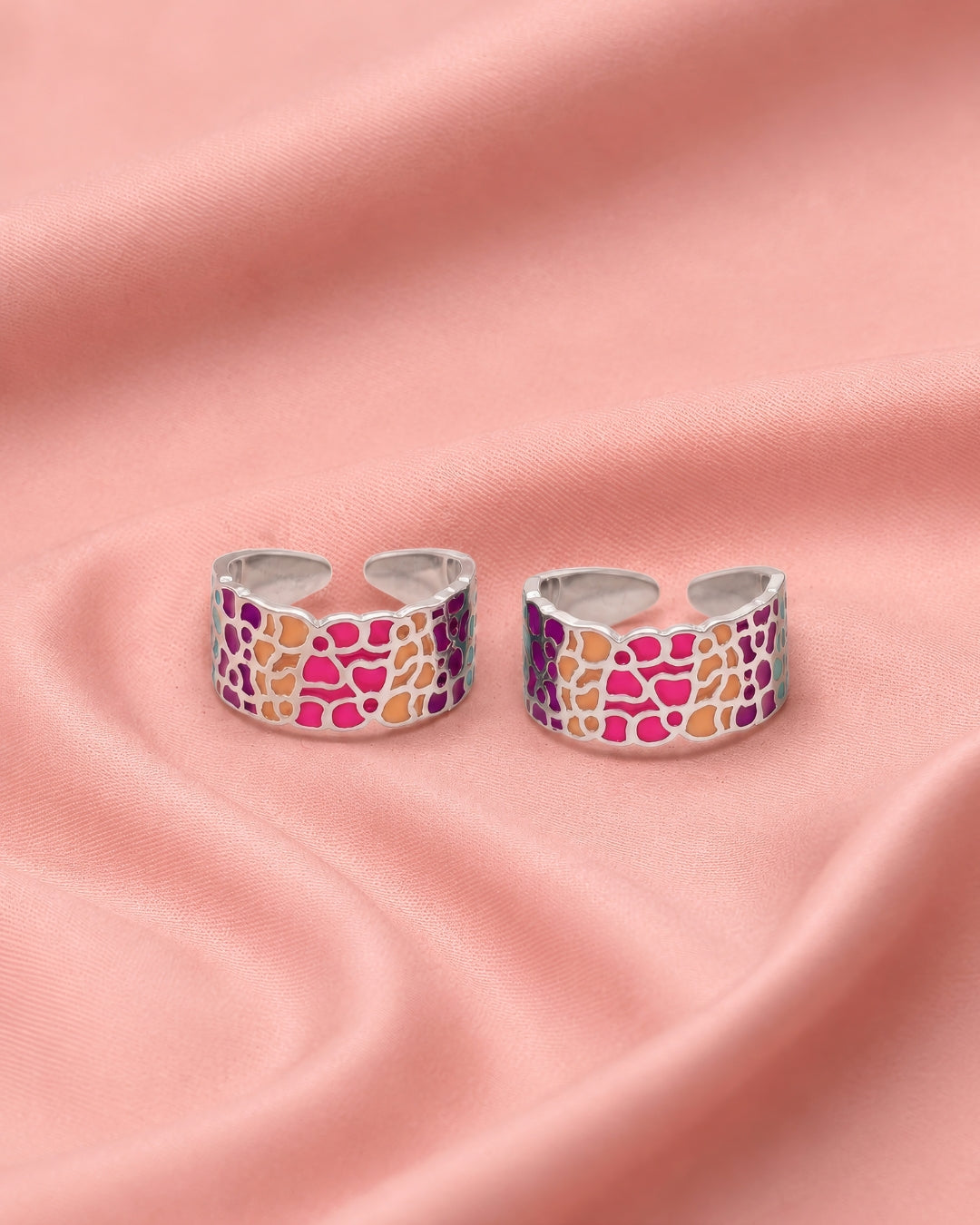 Wide Enamel Band Toe Ring — Assorted Prints