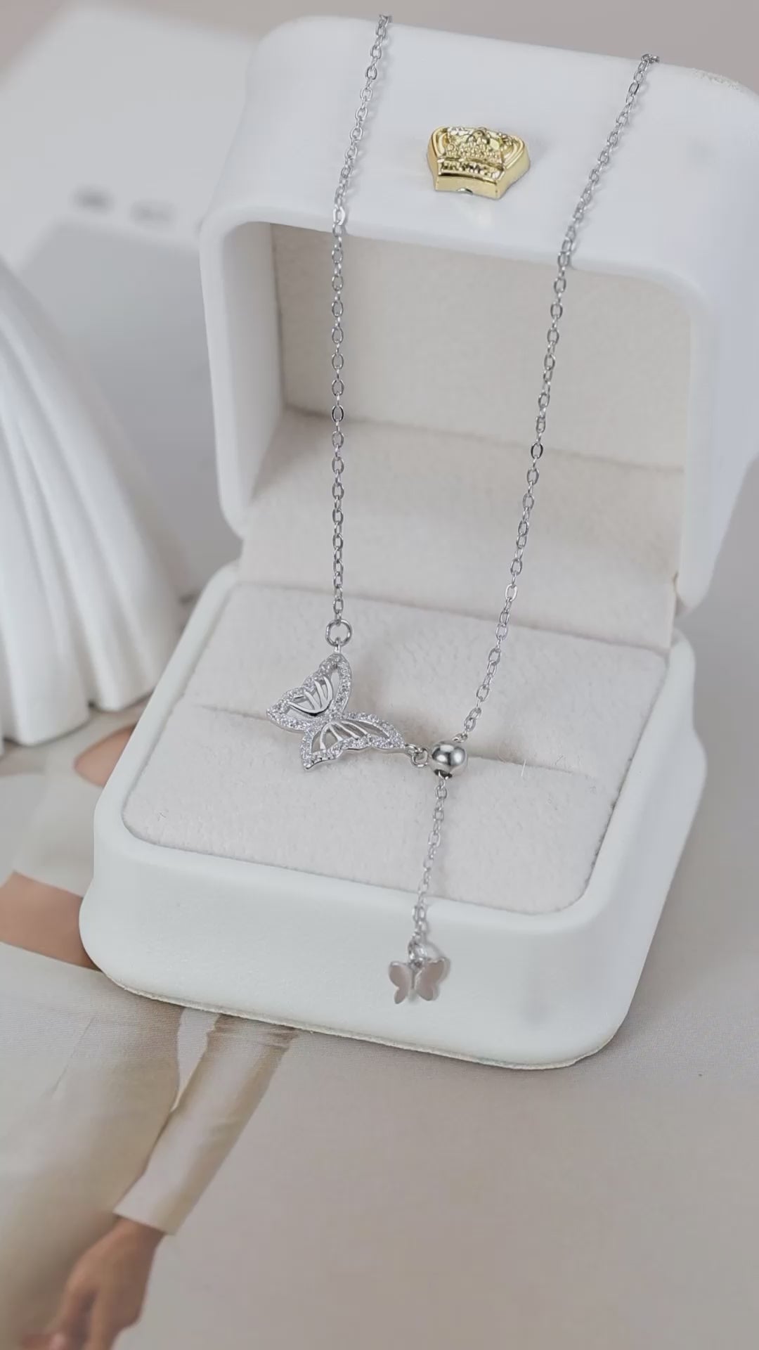 CHARM CHAIN KSCHN000324